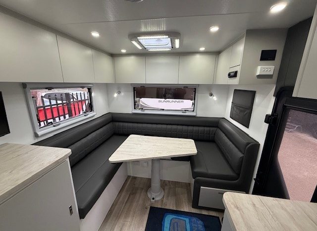 2025 Seascape Caravans Sunrunner 22-1FF 22′ full