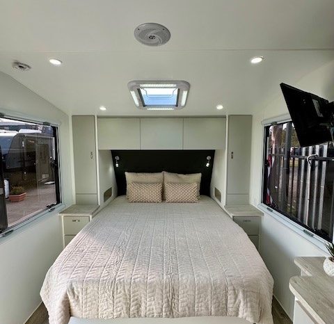 2025 Seascape Caravans 21’6″ Sunrunner 216-3 full