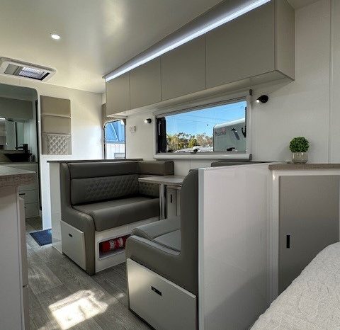 2025 Essential Caravans Ranger 21′ Design 5.2 Plus full