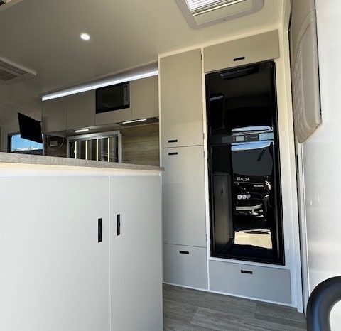 2025 Essential Caravans Ranger 21′ Design 5.2 Plus full