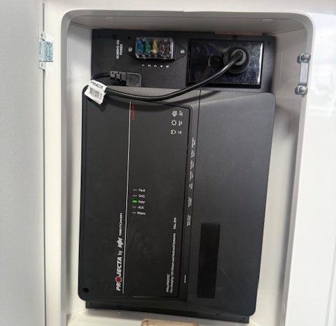 2025 Essential Caravans Ranger Semi Off Road 21’10” Family Design F2.6 full