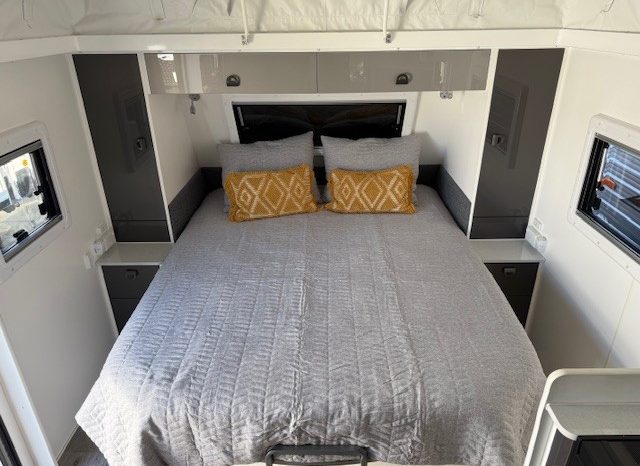 2021 New Age Manta Ray full