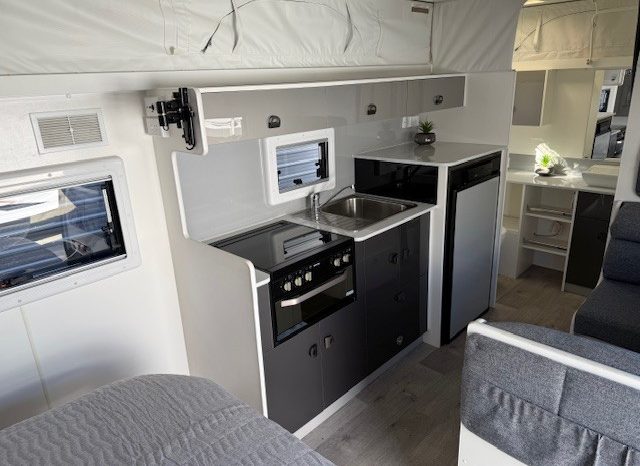 2021 New Age Manta Ray full