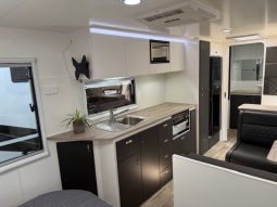2026 Essential Caravans Ranger 21′ Design 210RD Cafe full