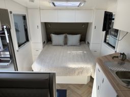 2026 Essential Caravans 17’4″ Ranger Design 174MD-1 Cafe full