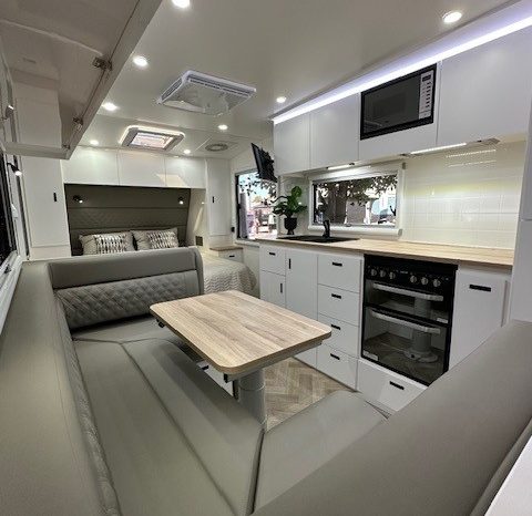 2026 Essential Caravans Outlander Off Road 21′ Design 210RD full