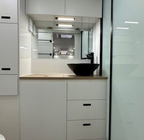 2026 Essential Caravans Outlander Off Road 21′ Design 210RD full