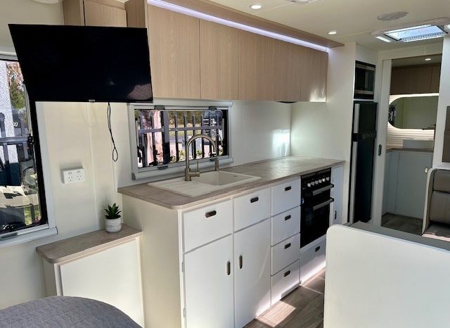 2026 Seascape Caravans Sunrunner 21’6″ Design 216-4 Cafe full