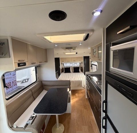 2010 New Age Big Red full