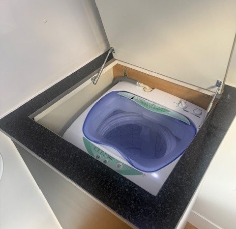 2010 New Age Big Red full