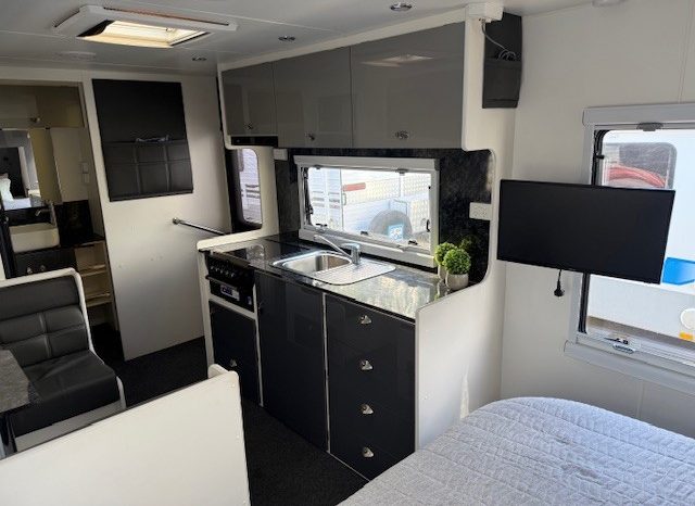 2021 Aura Allion full