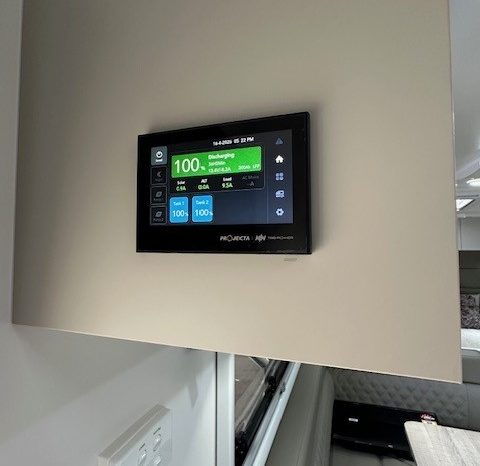 2026 Essential Caravans Ranger Semi Off Road 20’6″ Design 5.2 Club full