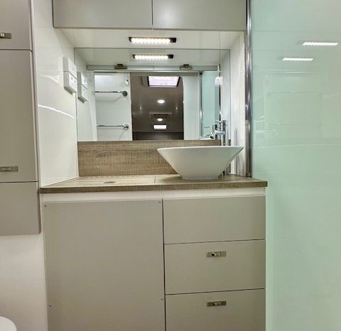 2026 Essential Caravans Ranger Semi Off Road 20’6″ Design 5.2 Club full