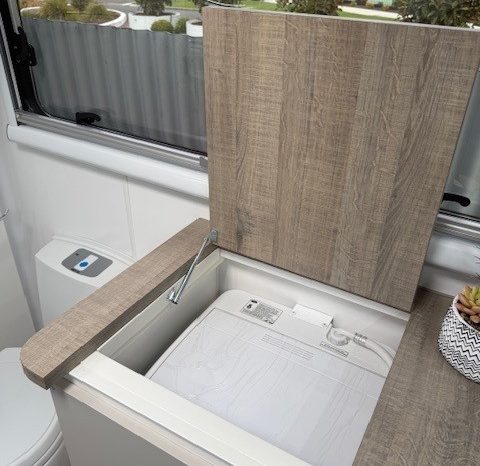 2026 Essential Caravans 21’8″ Ranger Semi Off Road Design 218M full