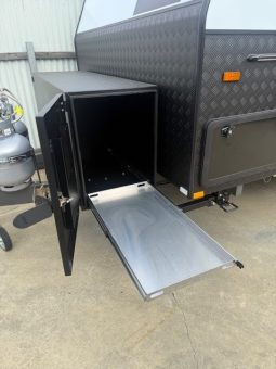 2026 Essential Caravans 21’8″ Ranger Semi Off Road Design 218M full