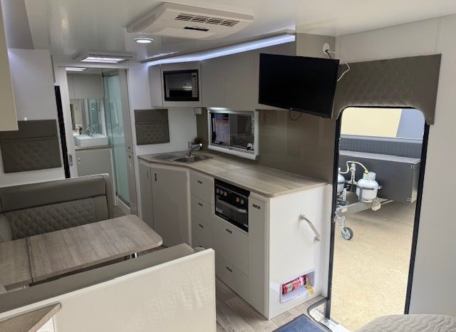 2026 Essential Caravans 21’8″ Ranger Semi Off Road Design 218M full