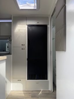 2026 Essential Caravans 21’6″ Cruiser Design 216R Cafe full