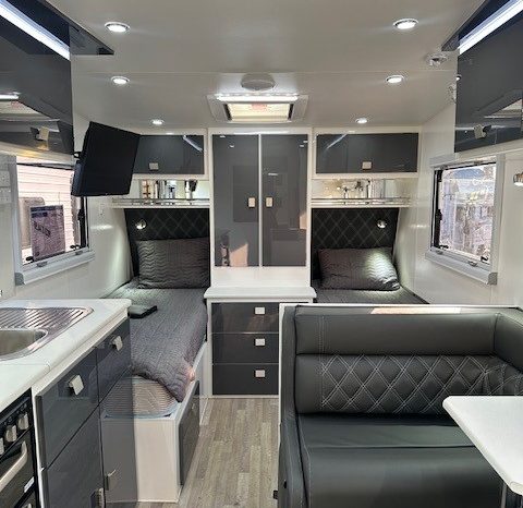 2021 Essential Caravans Cruiser 18’8″ Cafe & Single Beds full
