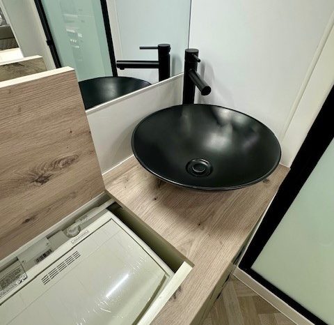 2026 Essential Caravans Cruiser 21′ Design 210RD Club Lounge full