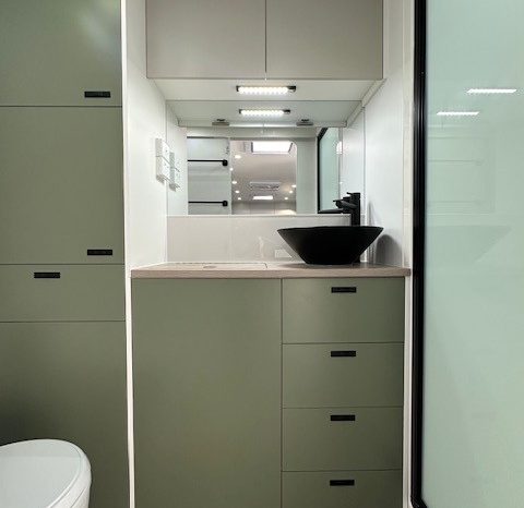 2026 Essential Caravans Cruiser 21′ Design 210RD Club Lounge full