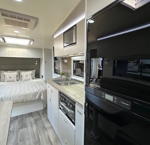 2026 Essential Caravans 17’4″ Ranger Semi Off Road Design 174MD-1 L-shape full