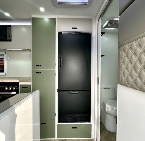 2026 Essential Caravans Cruiser 21′ Design 210RD Club Lounge full