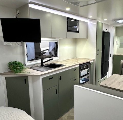 2026 Essential Caravans Cruiser 21′ Design 210RD Club Lounge full