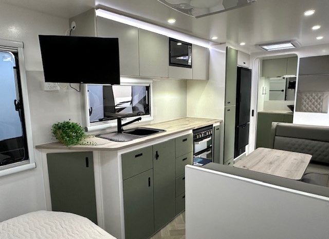 2026 Essential Caravans Cruiser 21′ Design 210RD Club Lounge full