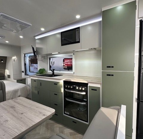 2026 Essential Caravans Cruiser 21′ Design 210RD Club Lounge full