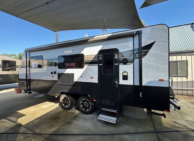 2022 Essential Caravans C-Class Touring 20’6″ Club & Single Beds full