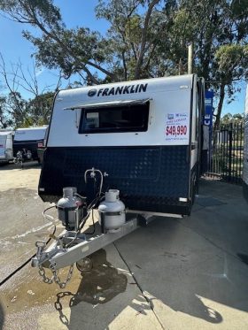 2021 Franklin Caravans Razor 20’6″ Cafe