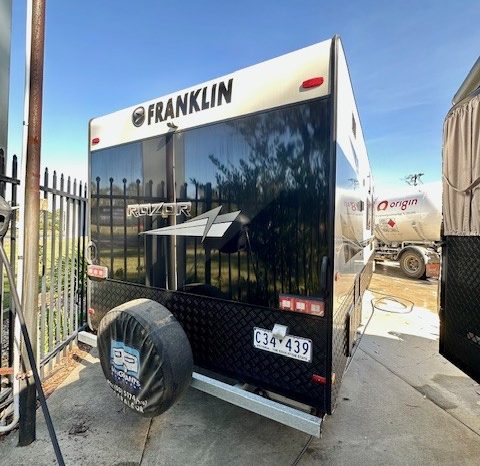 2021 Franklin Caravans Razor 20’6″ Cafe full