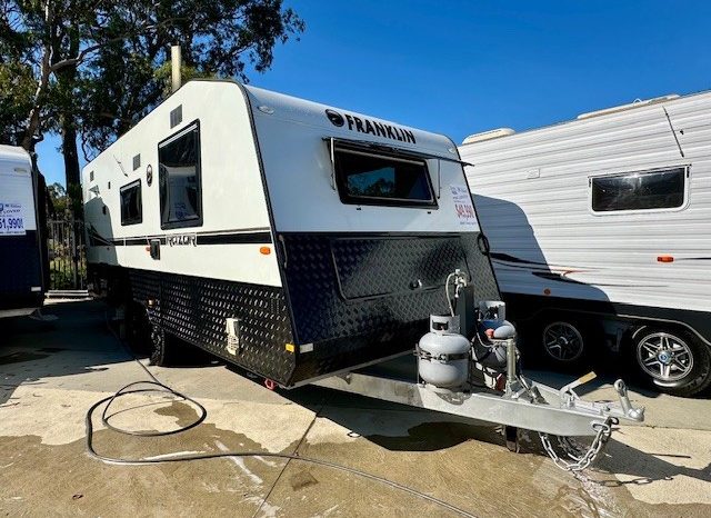 2021 Franklin Caravans Razor 20’6″ Cafe full
