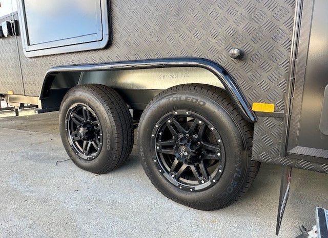 2026 Essential Caravans A-Class 19’6″ Design 196RD Cafe- Single Beds full