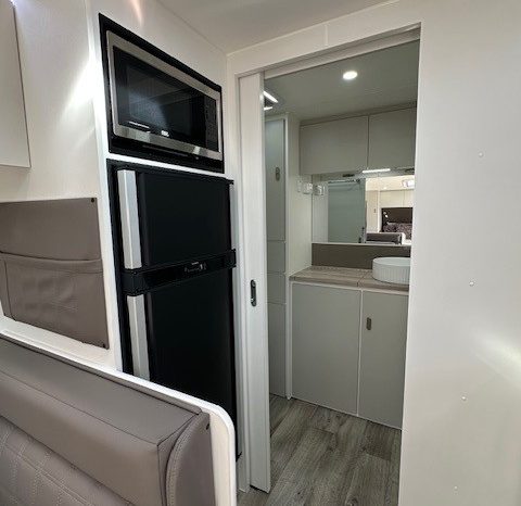 2026 Seascape Caravans Sunrunner 20′ Cafe full