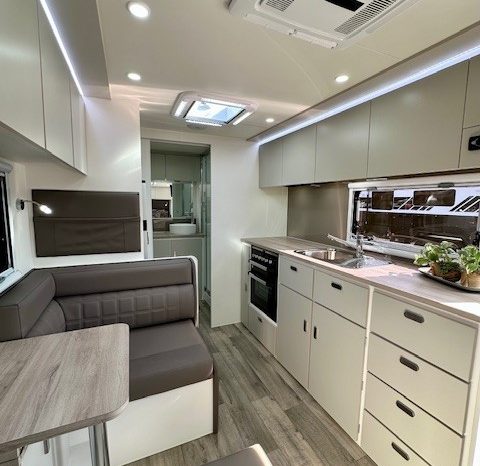 2026 Seascape Caravans Sunrunner 20′ Cafe full