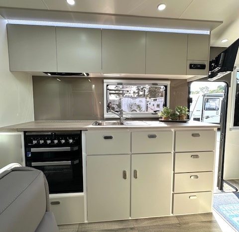 2026 Seascape Caravans Sunrunner 20′ Cafe full