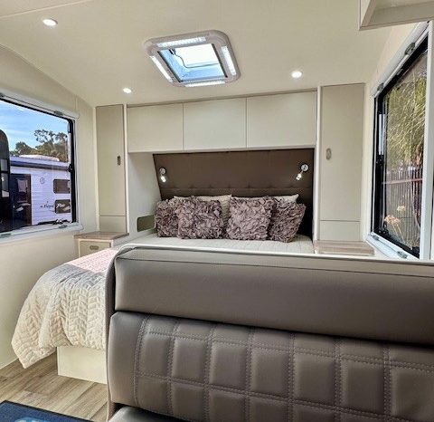 2026 Seascape Caravans Sunrunner 20′ Cafe full