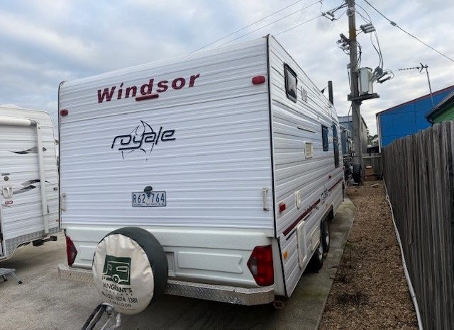 2006 Windsor Royale 21’6″ full
