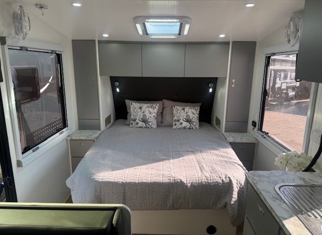 2025 Seascape Caravans Sunrunner 20’6″ Club Lounge full