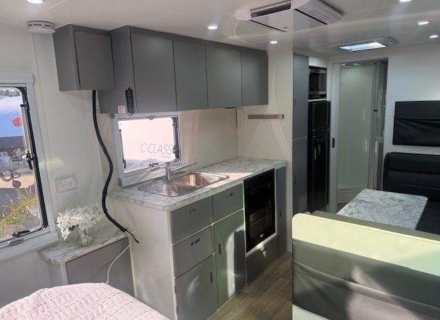 2025 Seascape Caravans Sunrunner 20’6″ Club Lounge full