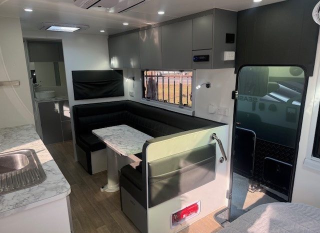 2025 Seascape Caravans Sunrunner 20’6″ Club Lounge full