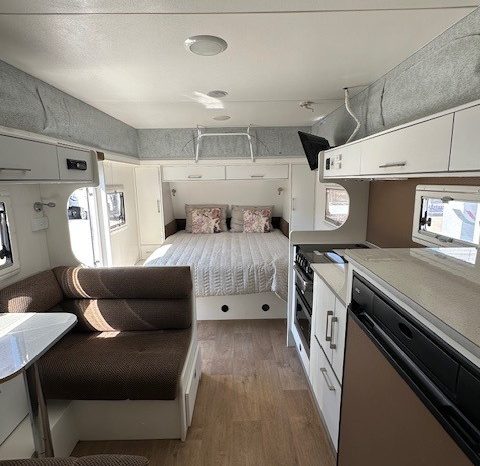 2016 New Age Wallaby WA16E full
