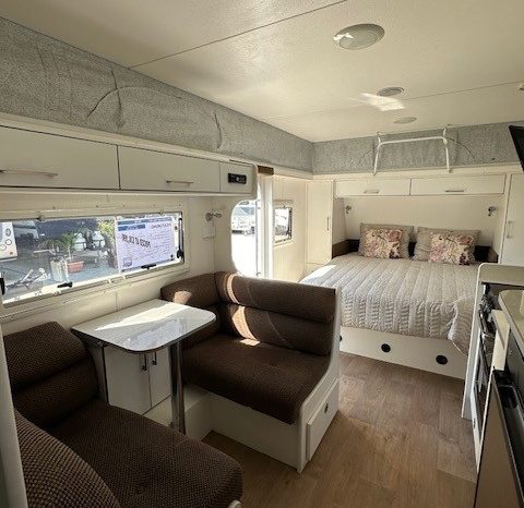 2016 New Age Wallaby WA16E full