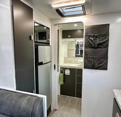 2020 Essential Caravans Cruiser 21′ Design 6 full
