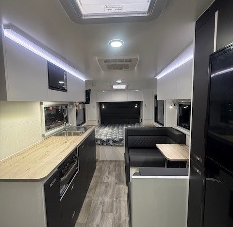 2026 Essential Caravans 19’6″ Ranger Semi Off Road 196R full