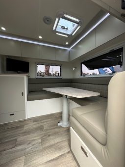 2026 Seascape Caravans 22′ Sunrunner Touring 22FF Club full
