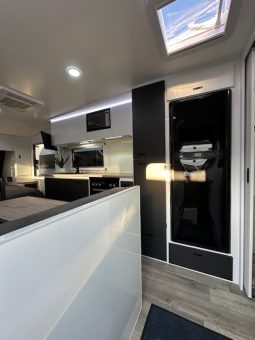 2026 Essential Caravans 21′ Ranger Semi Off Road Design 210RD full