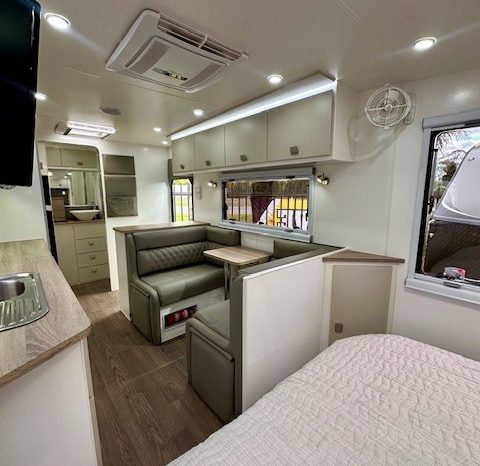 2023 Essential Caravans Cruiser 20’6 Design 5.2 Cafe full