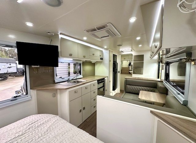 2023 Essential Caravans Cruiser 20’6 Design 5.2 Cafe full